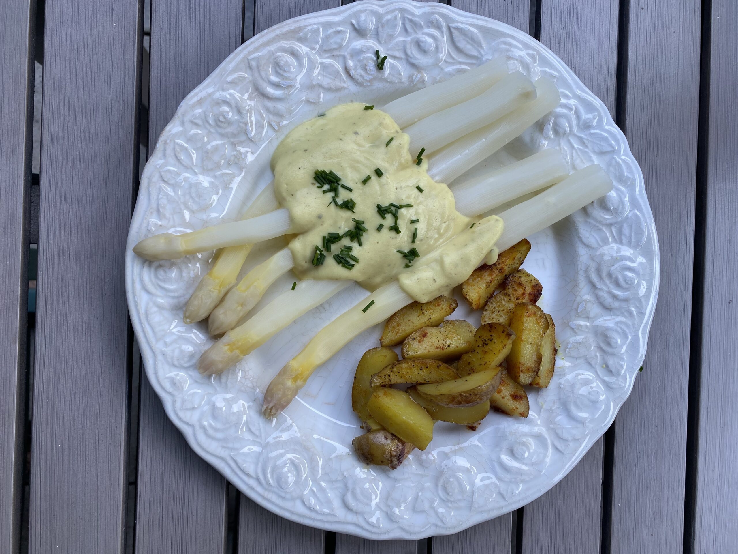weißer spargel mit hollandaise vegan und kartoffeln